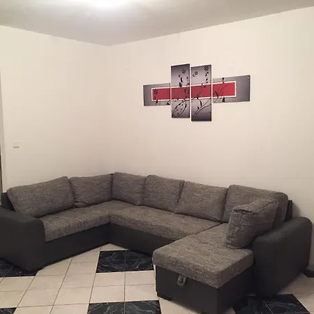 Гостевой дом Relax Apartmanhaz