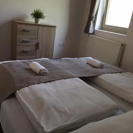 Relax Apartmanhaz *