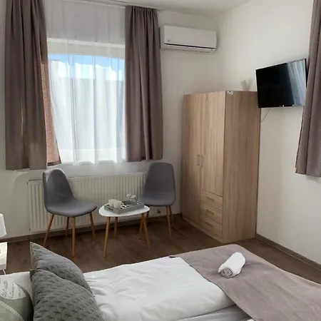 Relax Apartmanhaz *