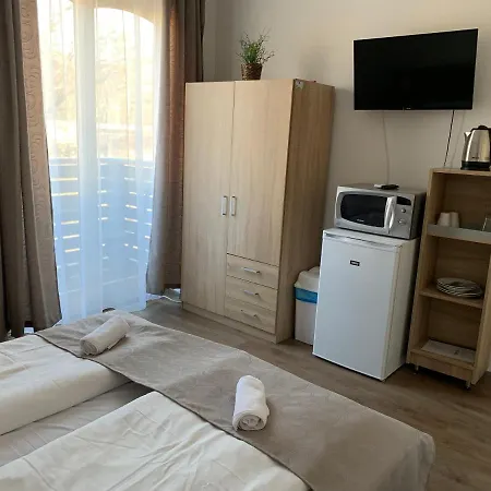 Relax Apartmanhaz * Балатональмади