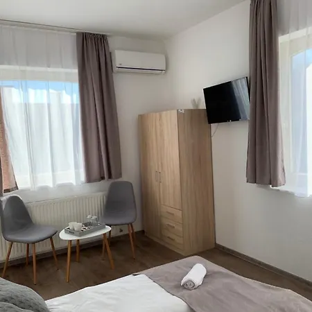 Relax Apartmanhaz * Балатональмади