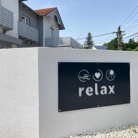 Relax Apartmanhaz Гостевой дом *